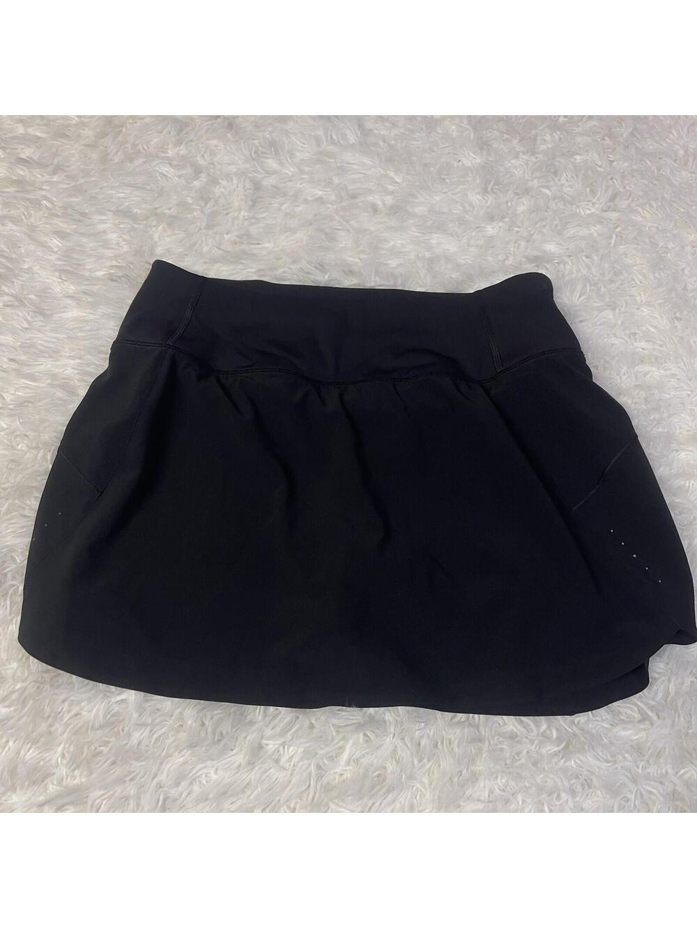 Athleta Black Run With It 14” Skort /Sports Skirt with Shorts - Small